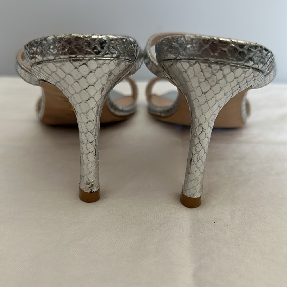Stuart Weitzman Aleena Sandals in Silver Mini Snake Print 2.5” Heel Pumps Size 5 - Picture 10 of 16